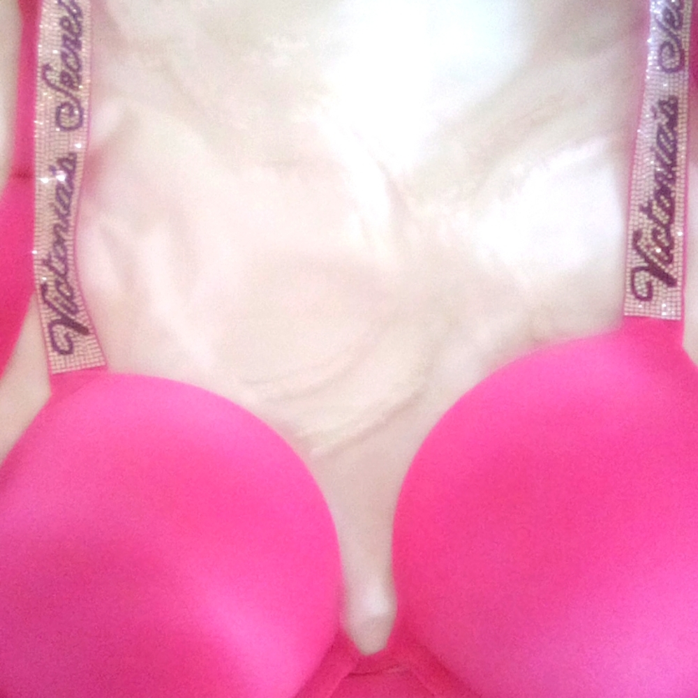 BRA BRAND NEW